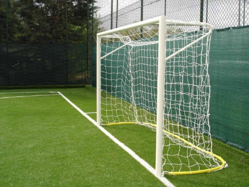 Picture of Poarta futsal otel 3x2 m, montata in manșoane, cu suporturi sudate si lant pentru plasa
